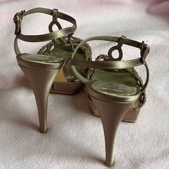 Lulu Townsend High Heels - Picture 8 of 8